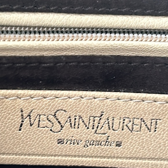 Yves Saint Laurent Should Bag - Picture 5 of 6